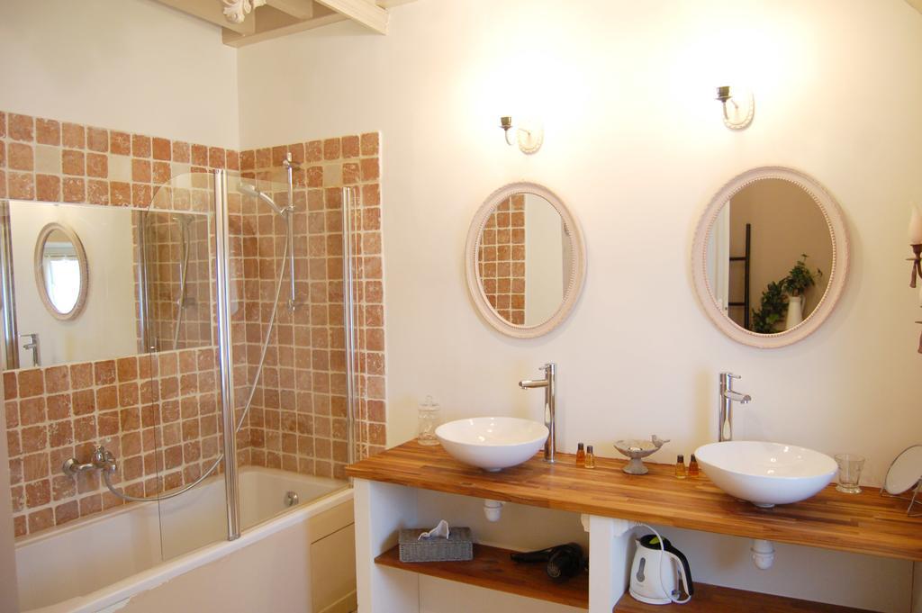 Le Manoir Du Menillet Bed & Breakfast Bornel Стая снимка