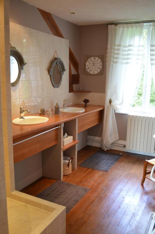 Le Manoir Du Menillet Bed & Breakfast Bornel Стая снимка